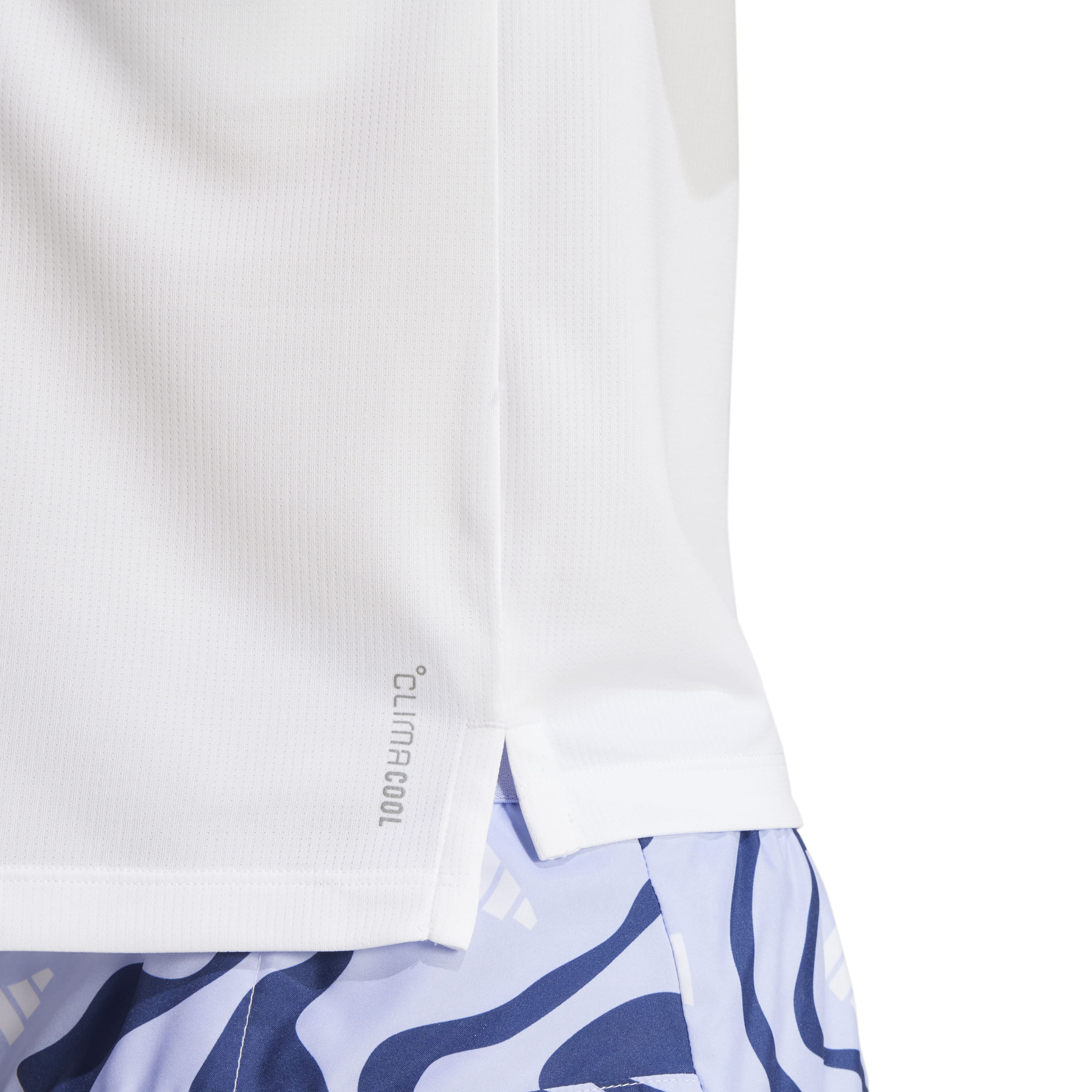 JD2349_8_APPAREL_On Model_Detail View 2_white